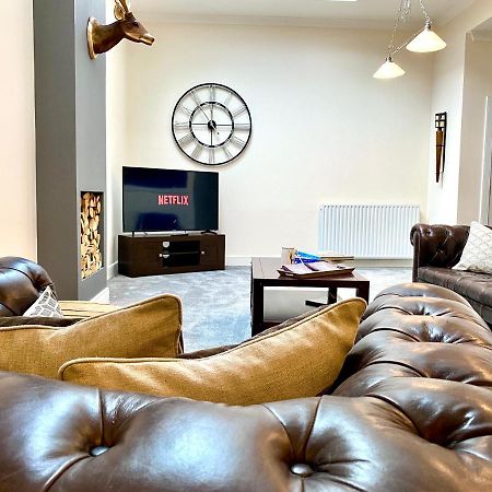 Serviced Accommodation Moray Lesmurdie House, Elgin - Free Parking, Free Wifi Exteriör bild