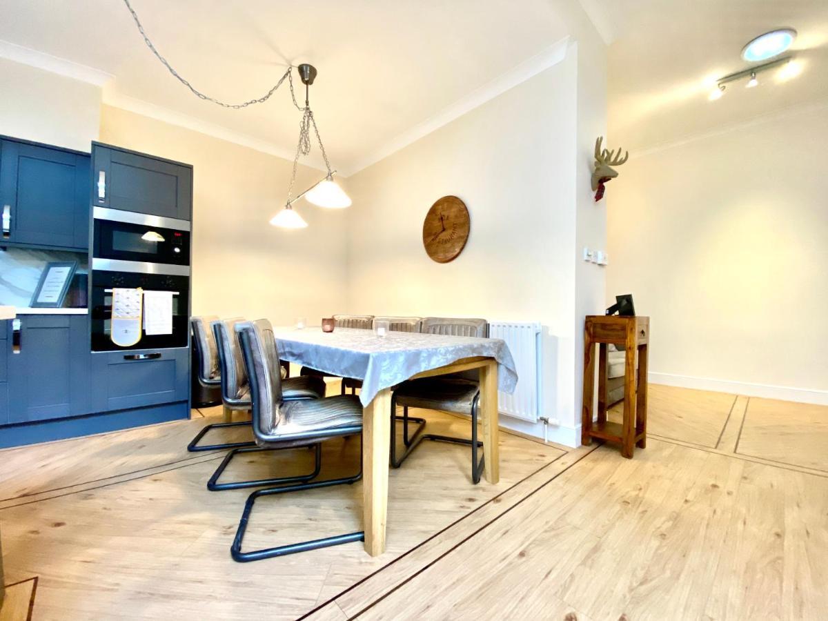 Serviced Accommodation Moray Lesmurdie House, Elgin - Free Parking, Free Wifi Exteriör bild