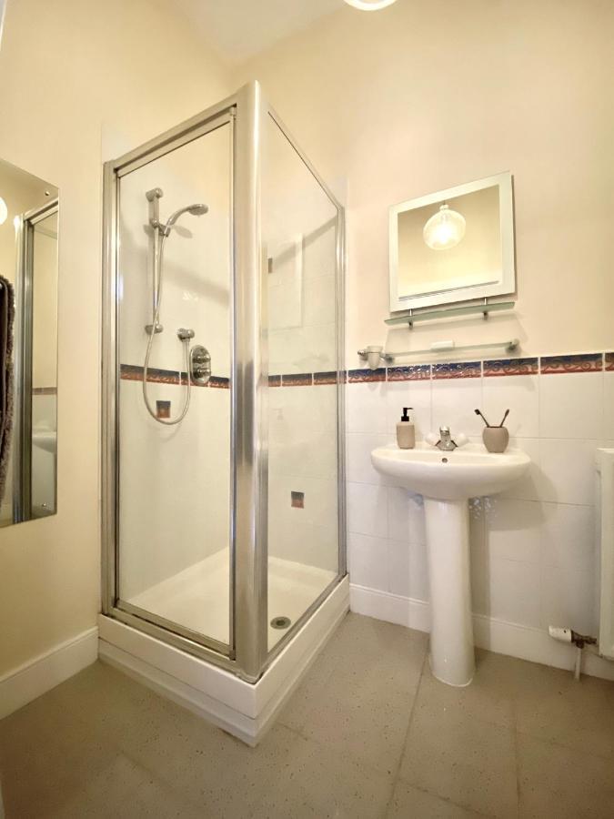 Serviced Accommodation Moray Lesmurdie House, Elgin - Free Parking, Free Wifi Exteriör bild